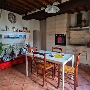 Appartamento Con Due Matrimoniali Nel Centro Di